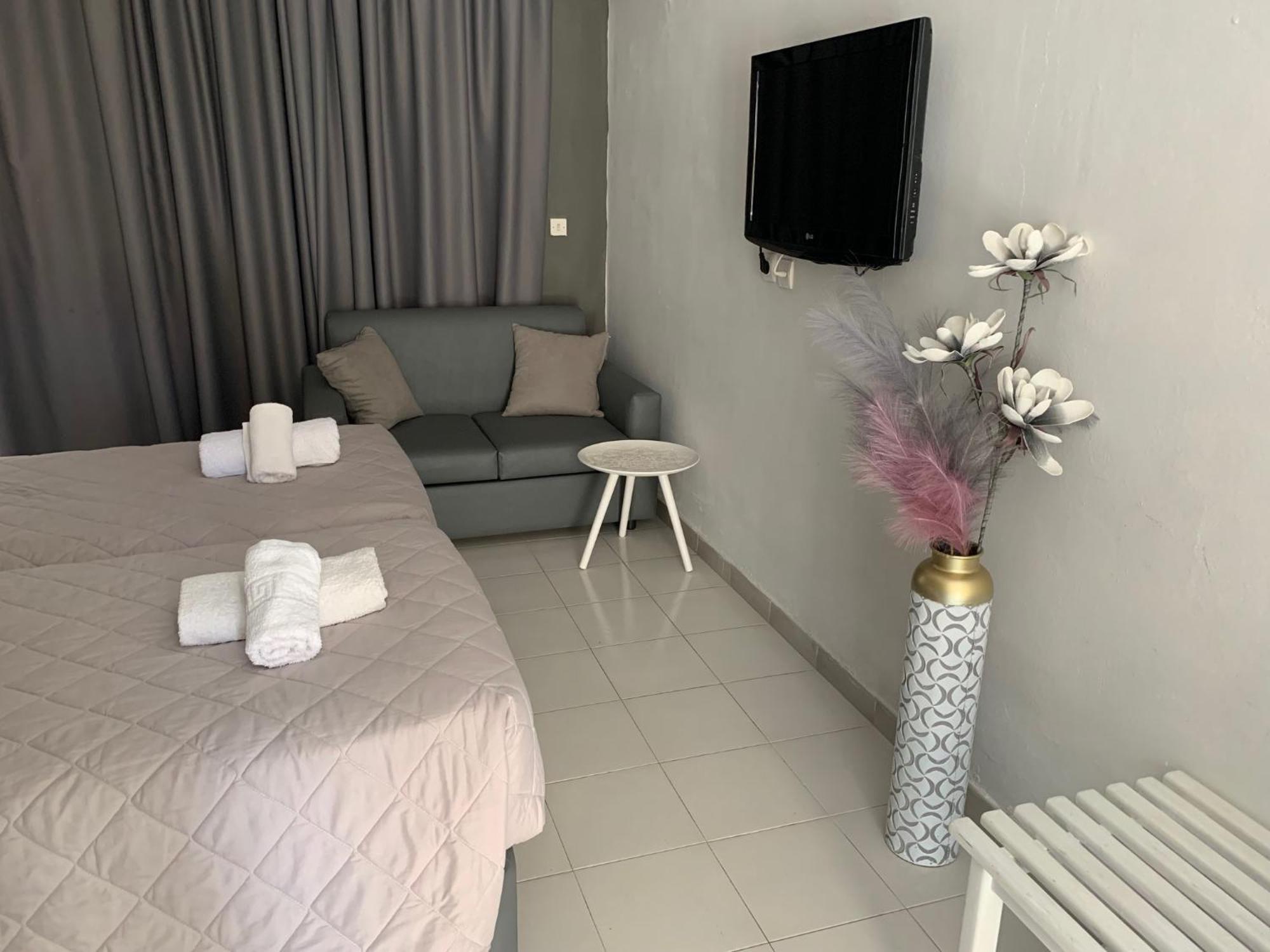 Alkyonides Boutique Hotel เกรมาสตี ภายนอก รูปภาพ