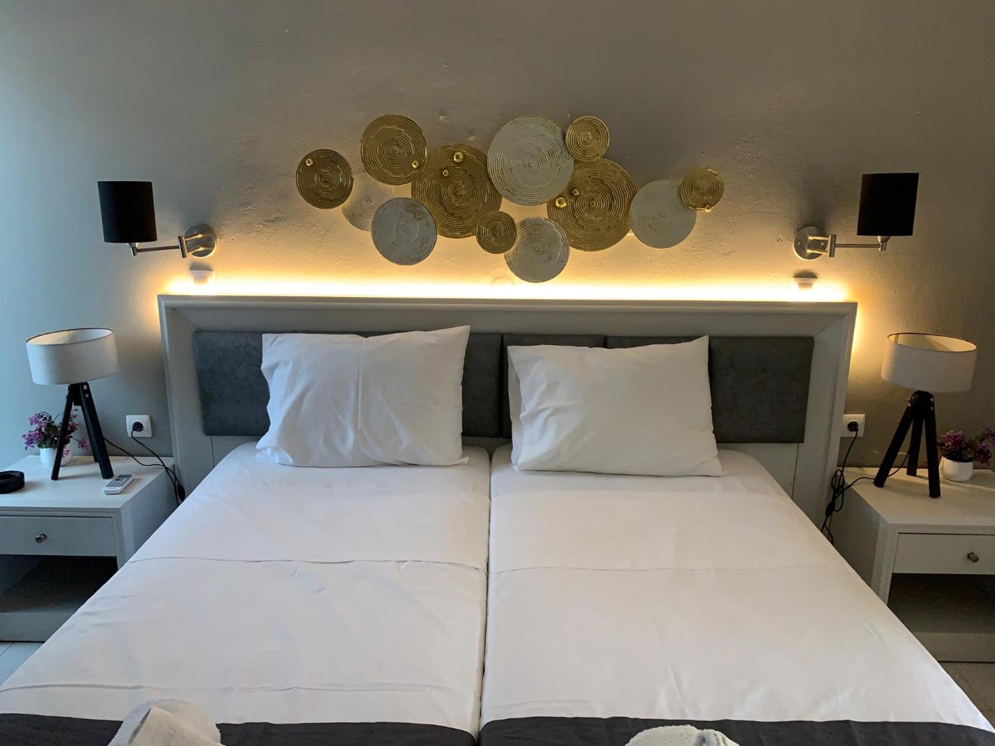 Alkyonides Boutique Hotel เกรมาสตี ภายนอก รูปภาพ